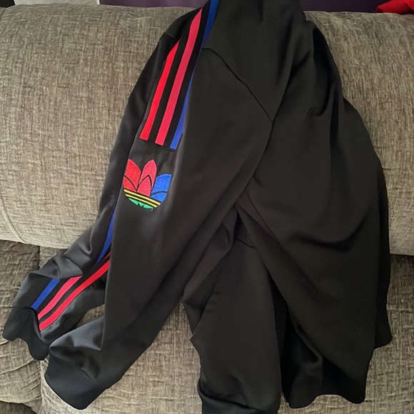 Adidas Striped Jogger Set - Picture 5 of 5